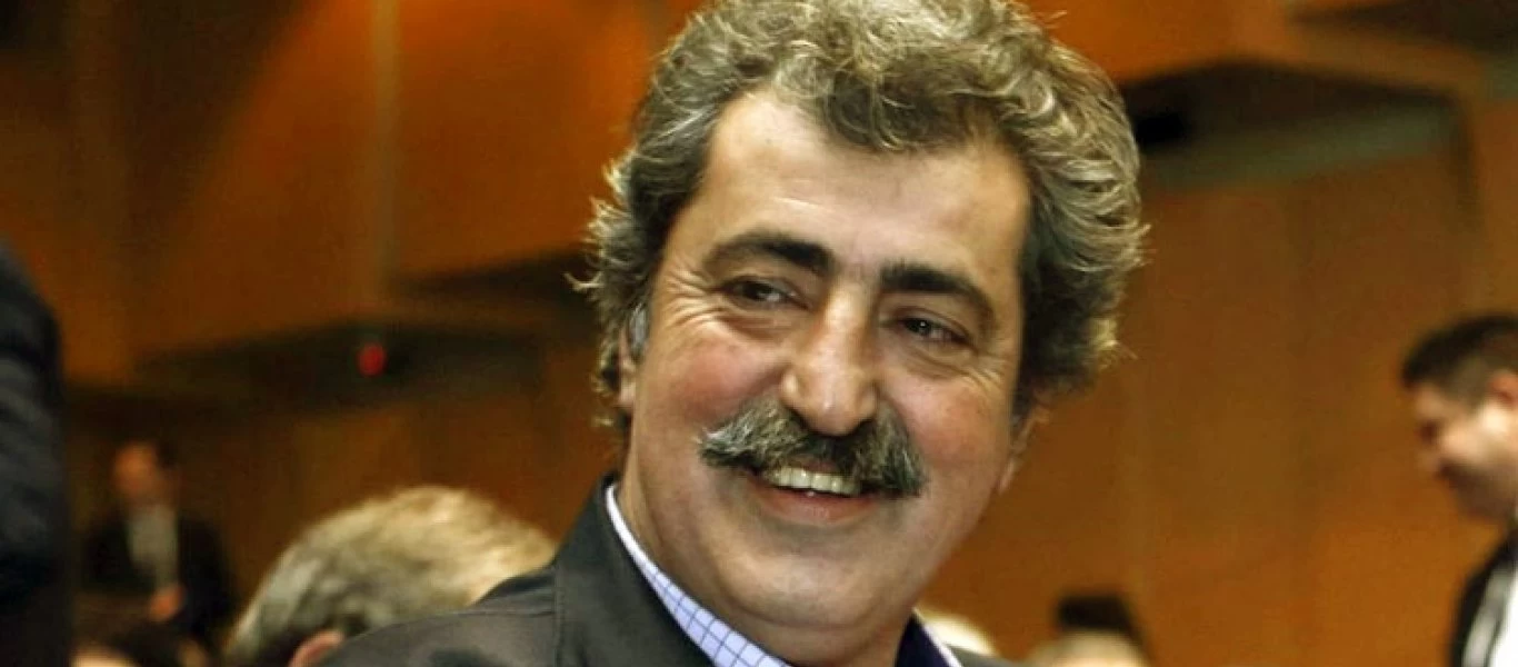 Π.Πολάκης για αστυνομική βία: «Έχετε δώσει εντολή να ξεφτιλίζουν αυτούς που συλλαμβάνουν, ξεγυμνώνοντας τους;»